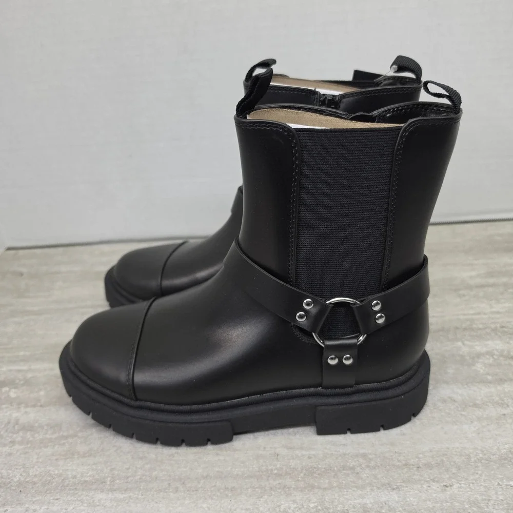 Art Class Crosby Kids‎ Black Harness Chelsea Boots Lug Sole Size 4 Girls shoes